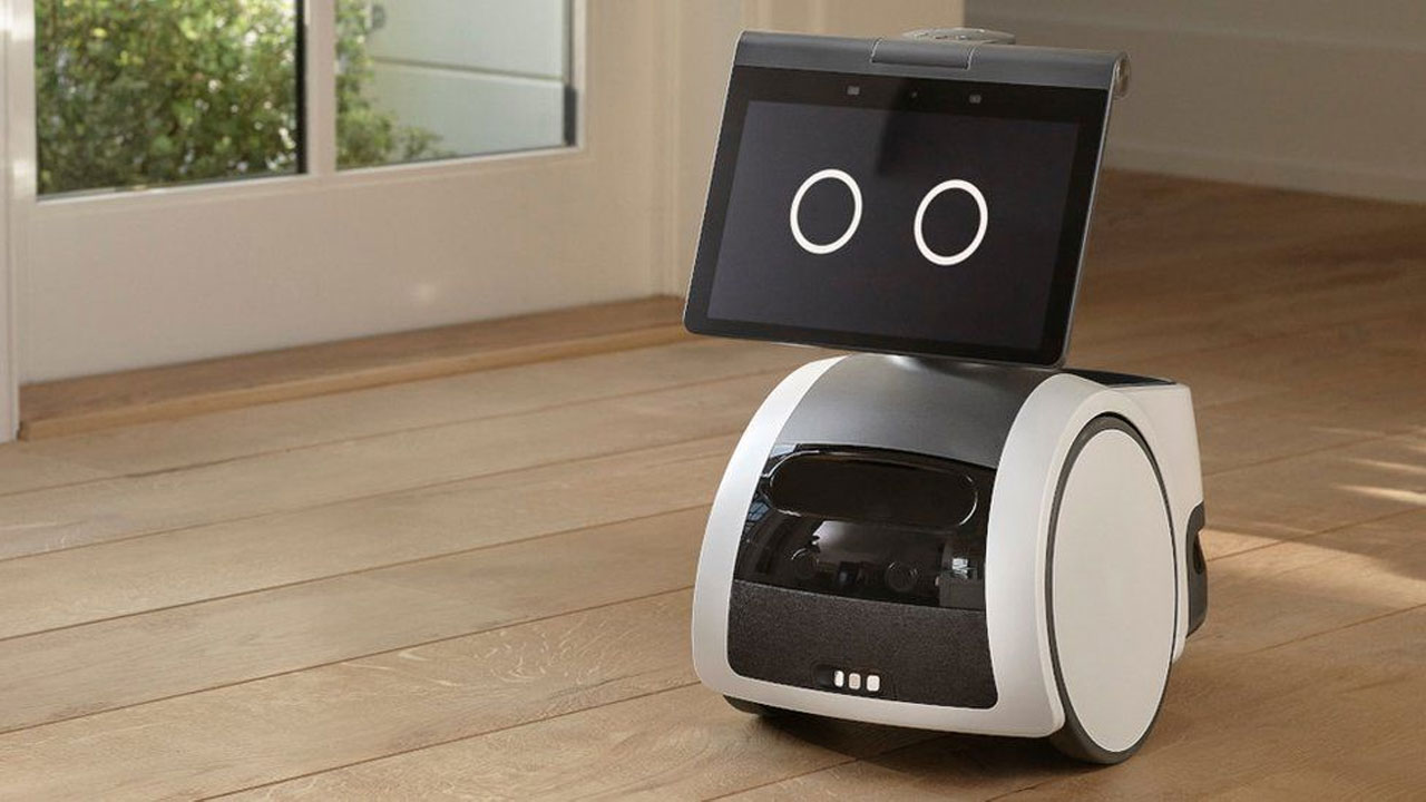 Amazon ilk akıllı ev robotunu tanıttı