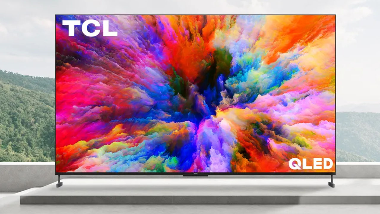 TCL, nispeten uygun fiyatlı 98 inç televizyonunu tanıttı