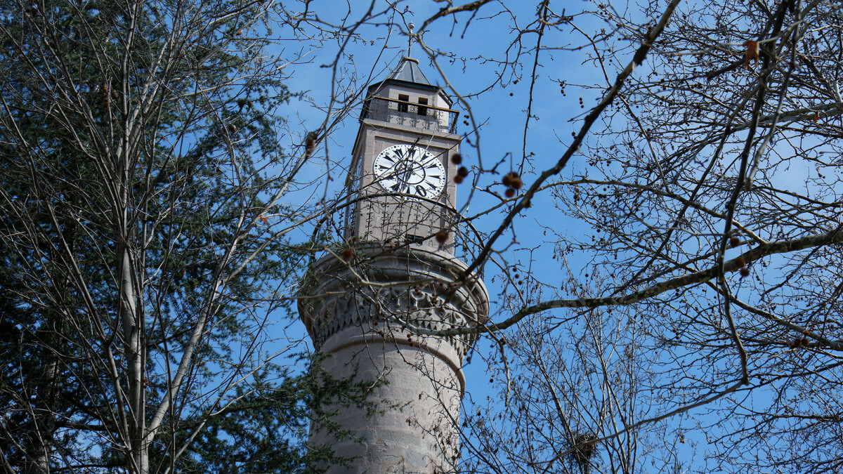 Ladik Saat Kulesi'ndeki 134 yıllık düzenek, hala çalışıyor