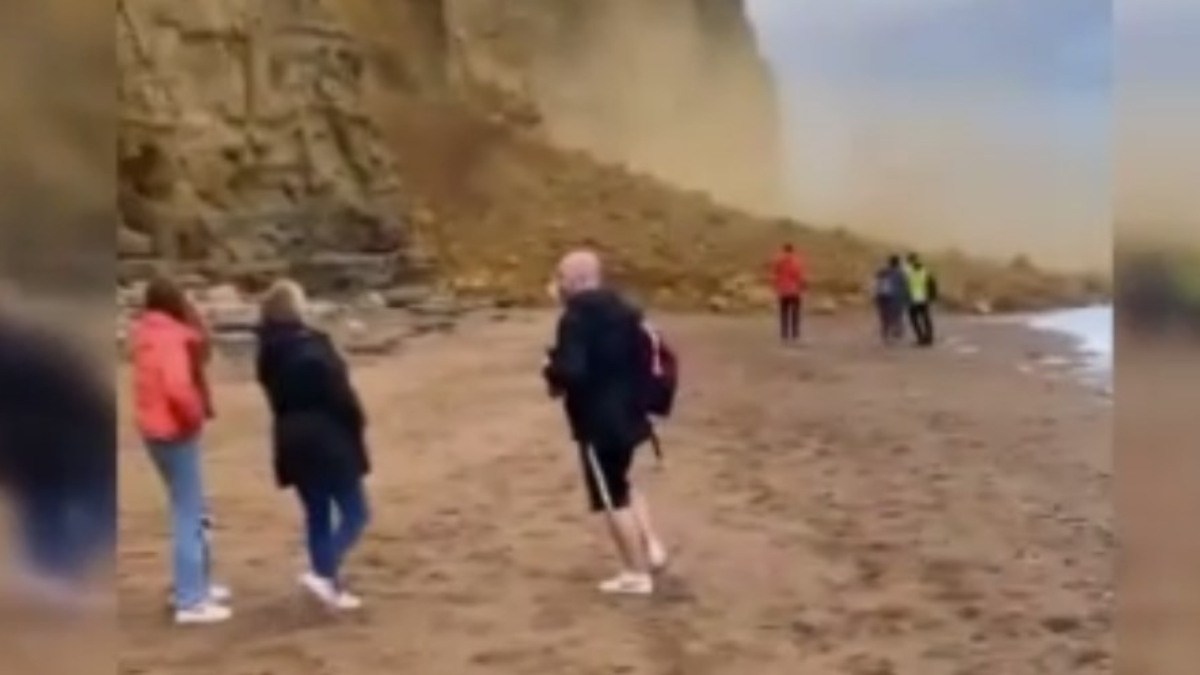İngiltere’de 3 kişi, kaya modülünün altında kalmaktan son anda kurtuldu
