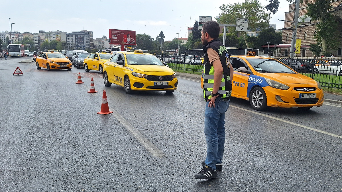 İstanbul'da muayenesi biten taksi sürücüsü araç sahibine reaksiyon gösterdi: Güzel olsun
