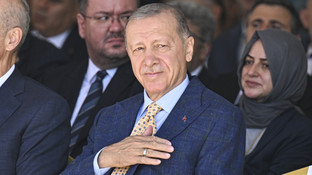 Cumhurbaşkanı Erdoğan çalışmalarını ağır bir halde sürdürüyor