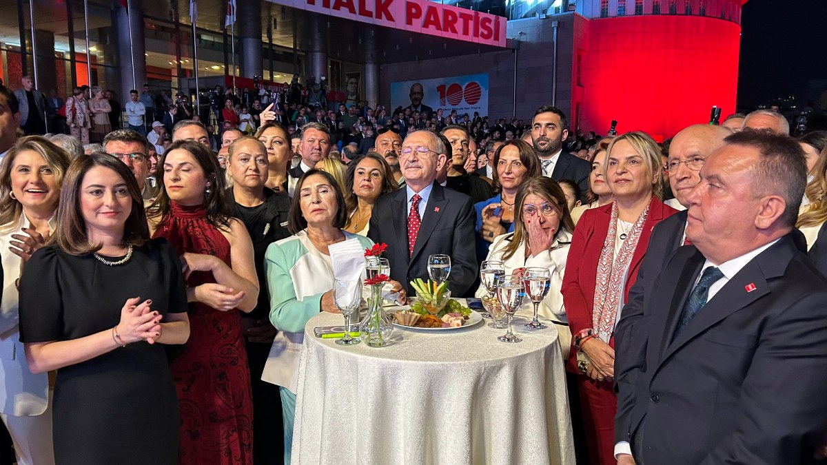 Ekrem İmamoğlu, CHP'nin 100. yıl kutlamasına katılmadı