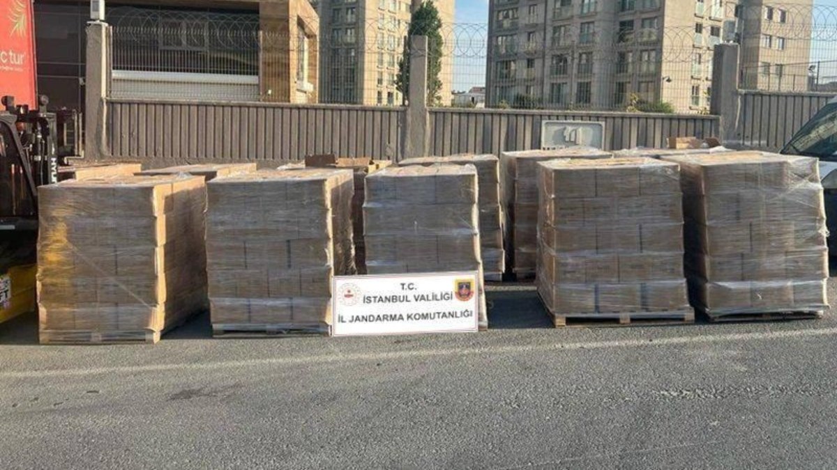 İstanbul'da 15 ton etil alkol ele geçirildi