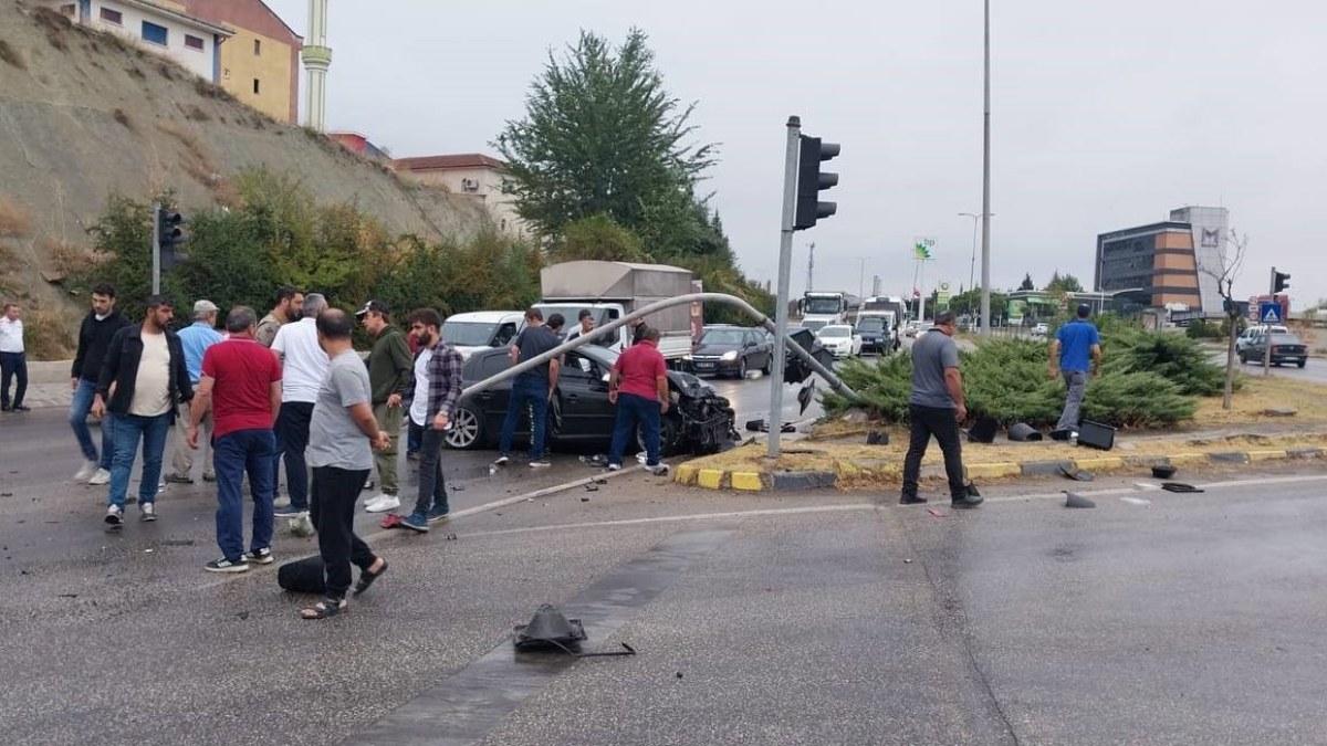 Karabük'te kaza yapıp hastaneye kaldırılan alkollü şoför hastaneden kaçtı